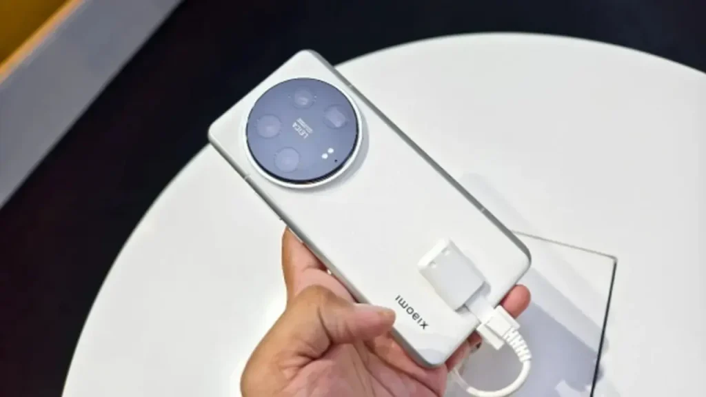 Xiaomi 15 Ultra Battery and charging